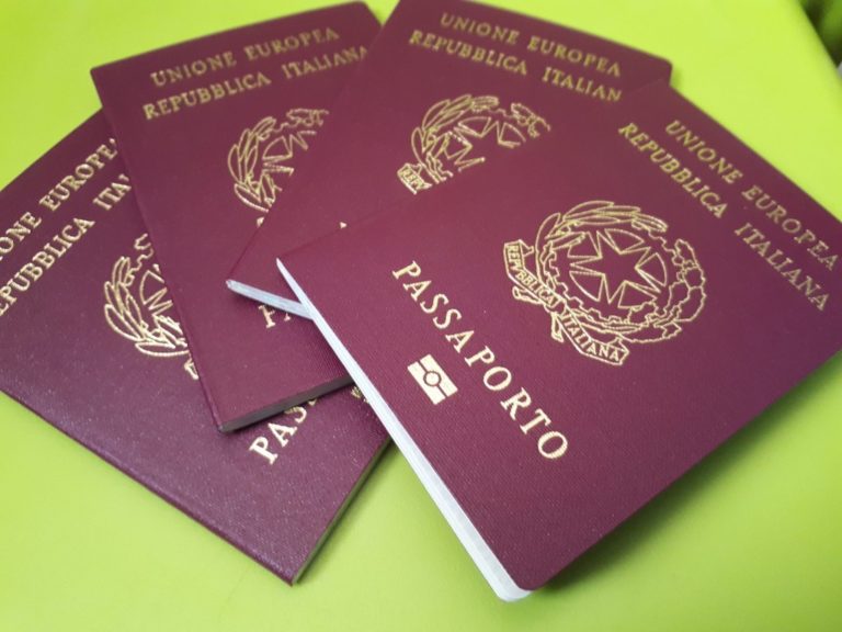 Passaporto Ai Minori E Dissenso All'espatrio Di Un Genitore